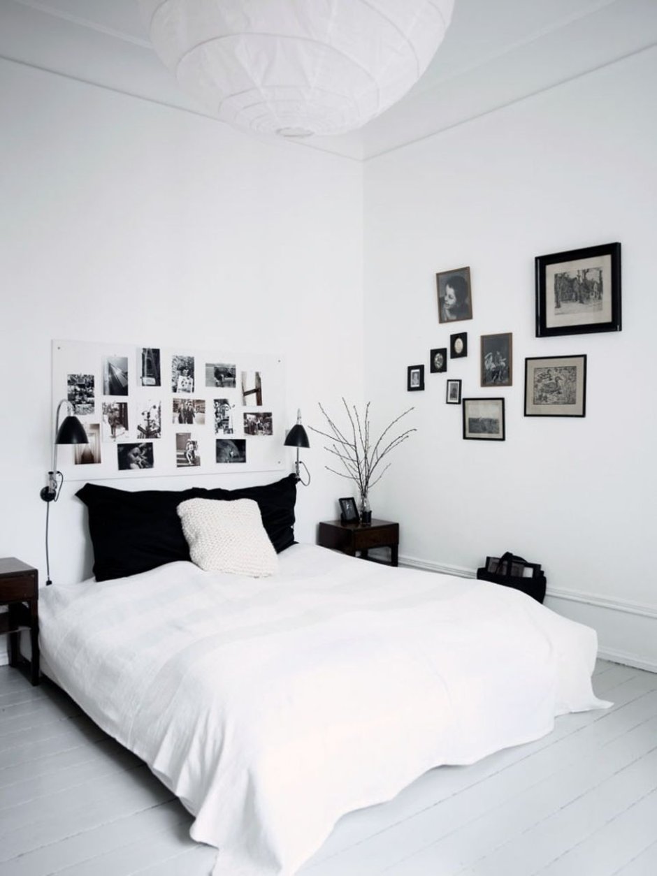 Комната в чёрно белом стиле