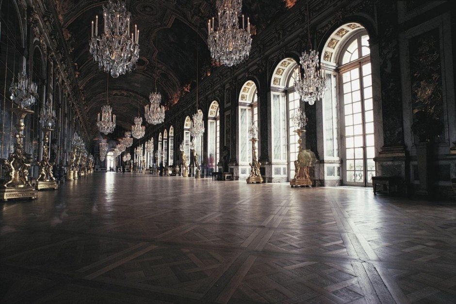 Зеркальный зал Версальского дворца в 1871