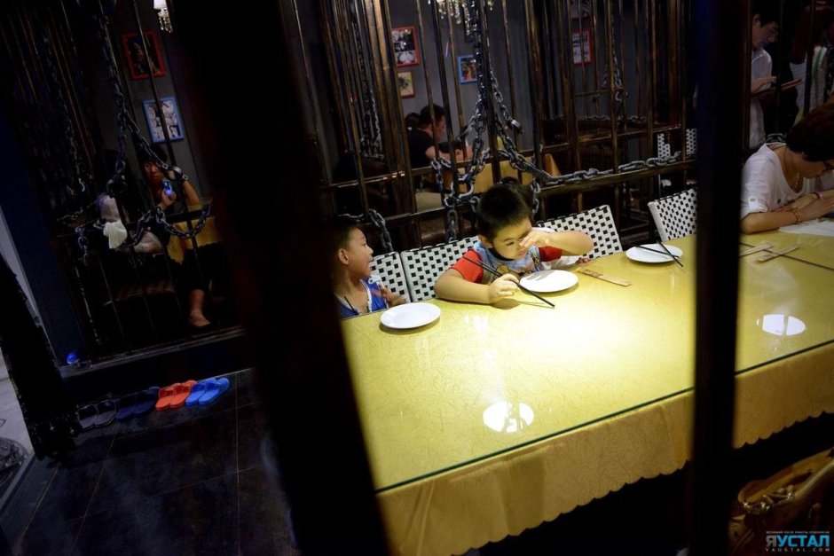 Ресторан тюрьма в Китае