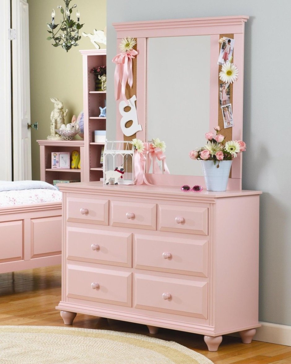Розовая краска для мебели