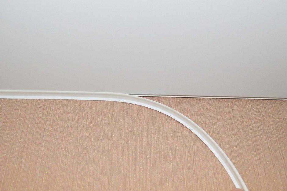 Маскировочная лента для натяжного потолка
