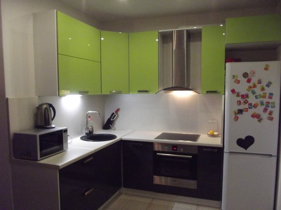 Кухня 6кв м IVD