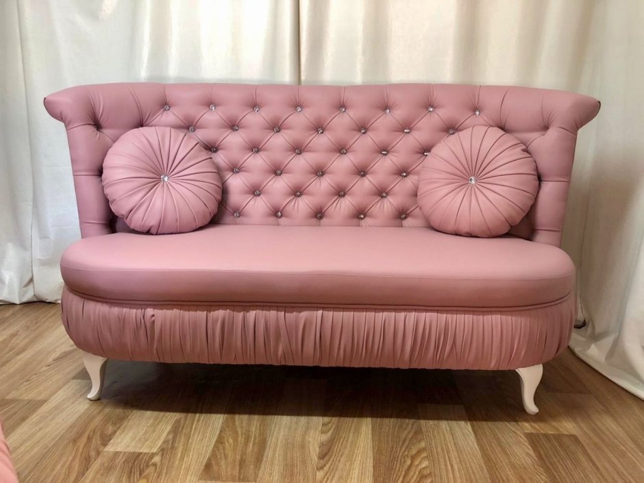 Кушетка ХЕМНЭС икеа в интерьере гостиной