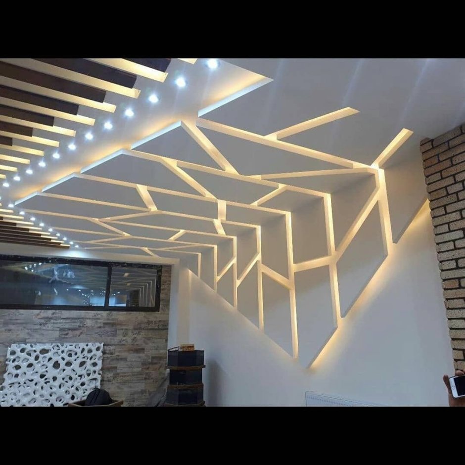 Декоративная подсветка потолка