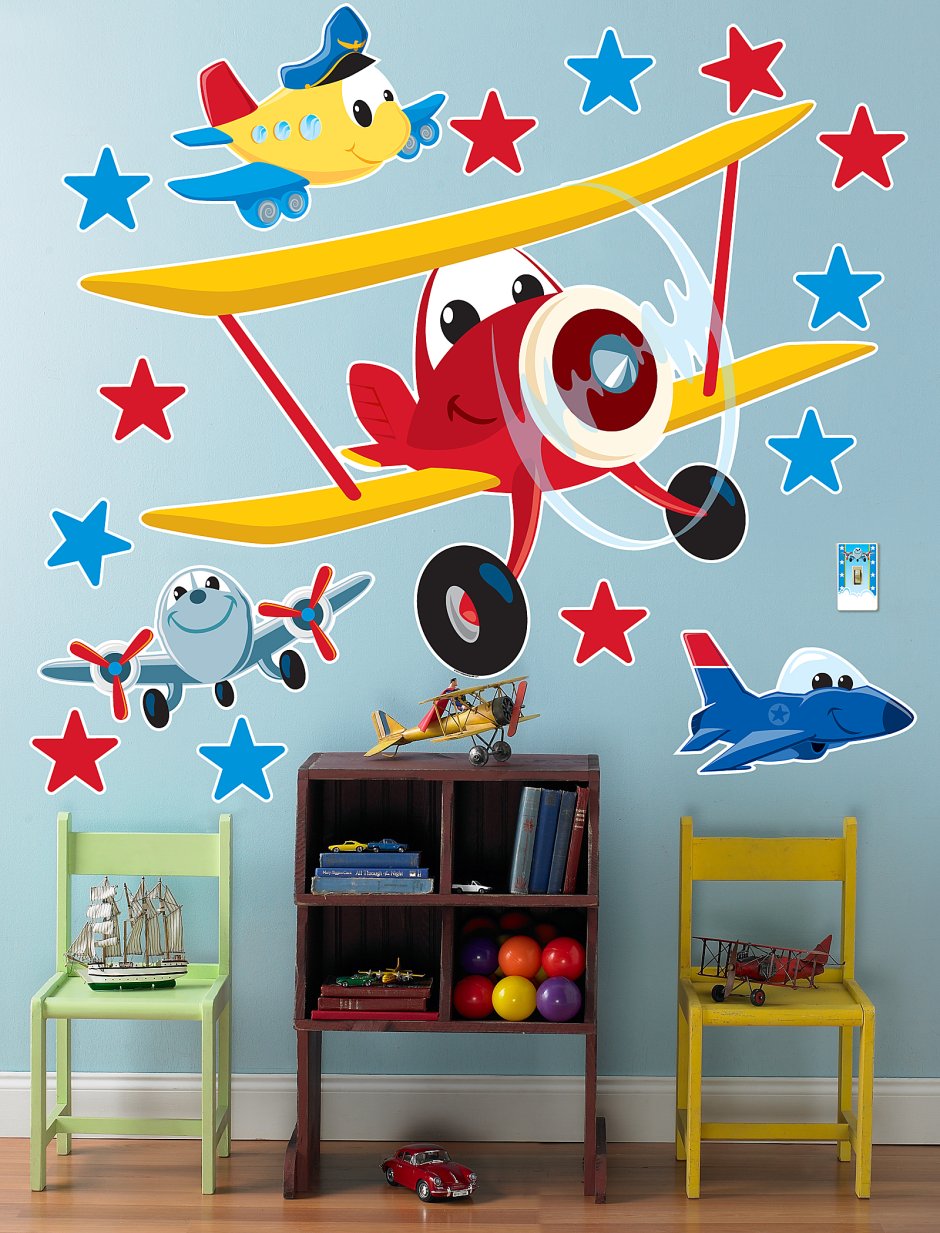 Самолет на стене в детской