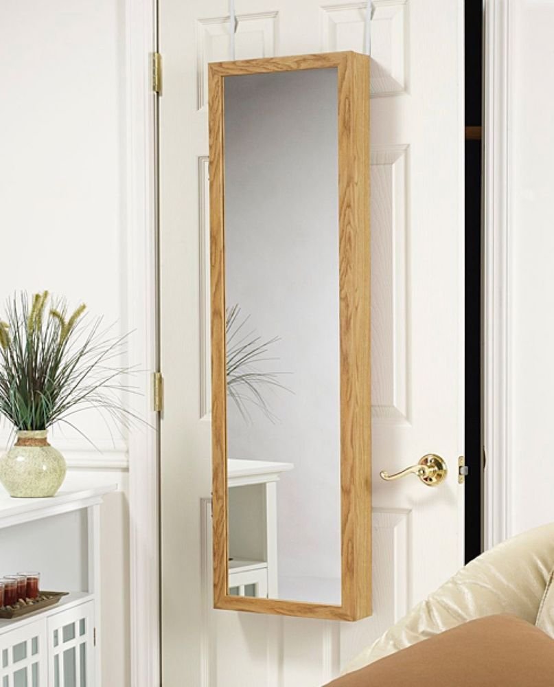 Зеркало открывающееся на петлях в прихожую