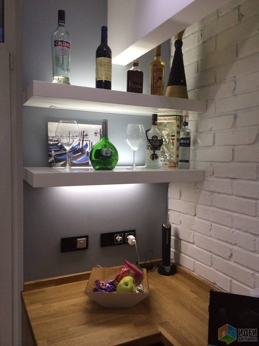 Полки на барную стойку