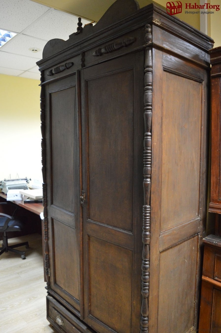 Шкаф 20 века