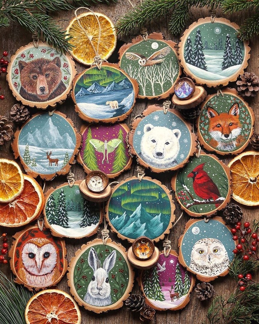 Поросенок на спиле дерева