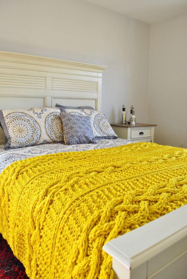 Желтое покрывало