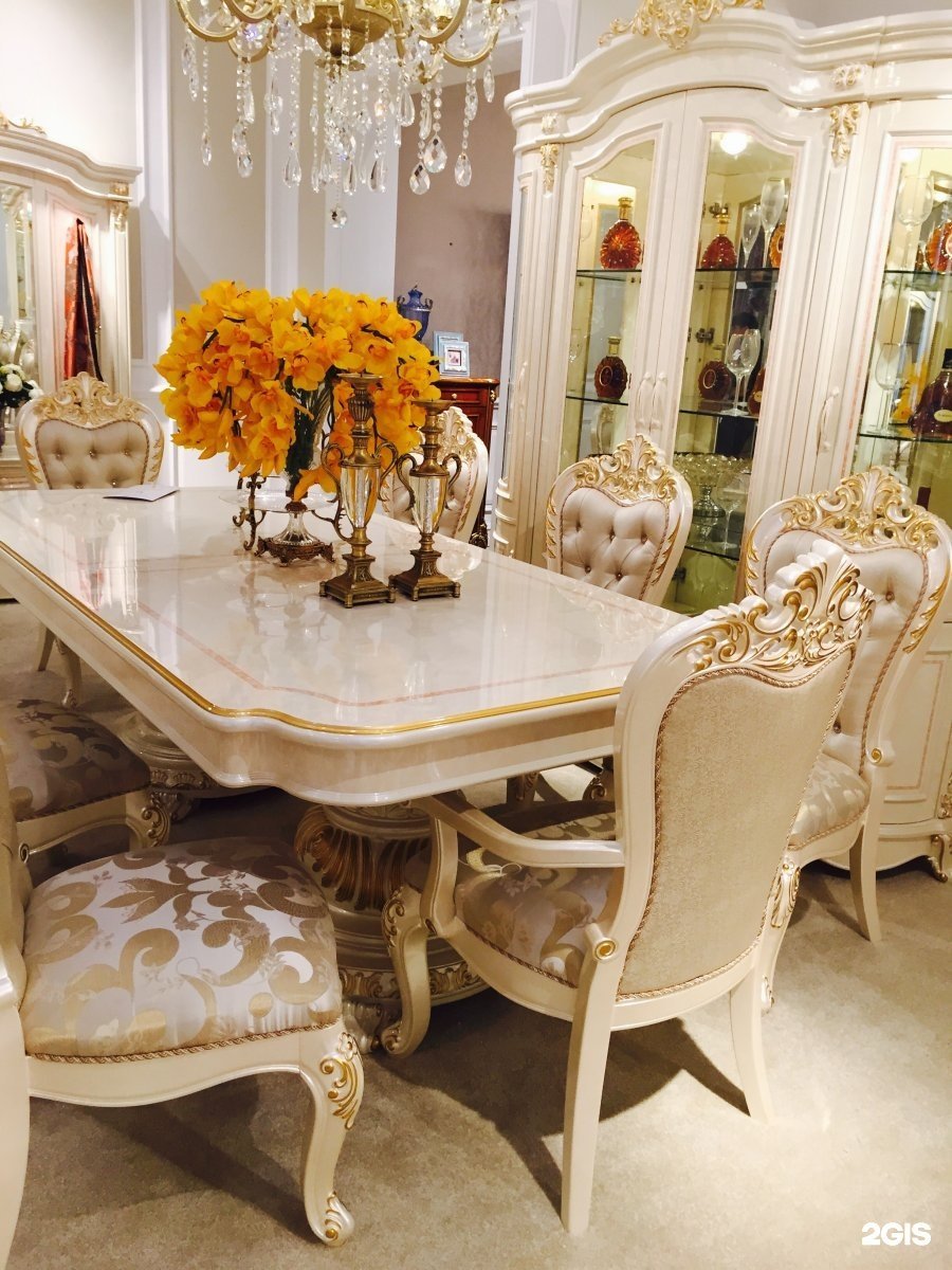 Красивые столы для гостиной