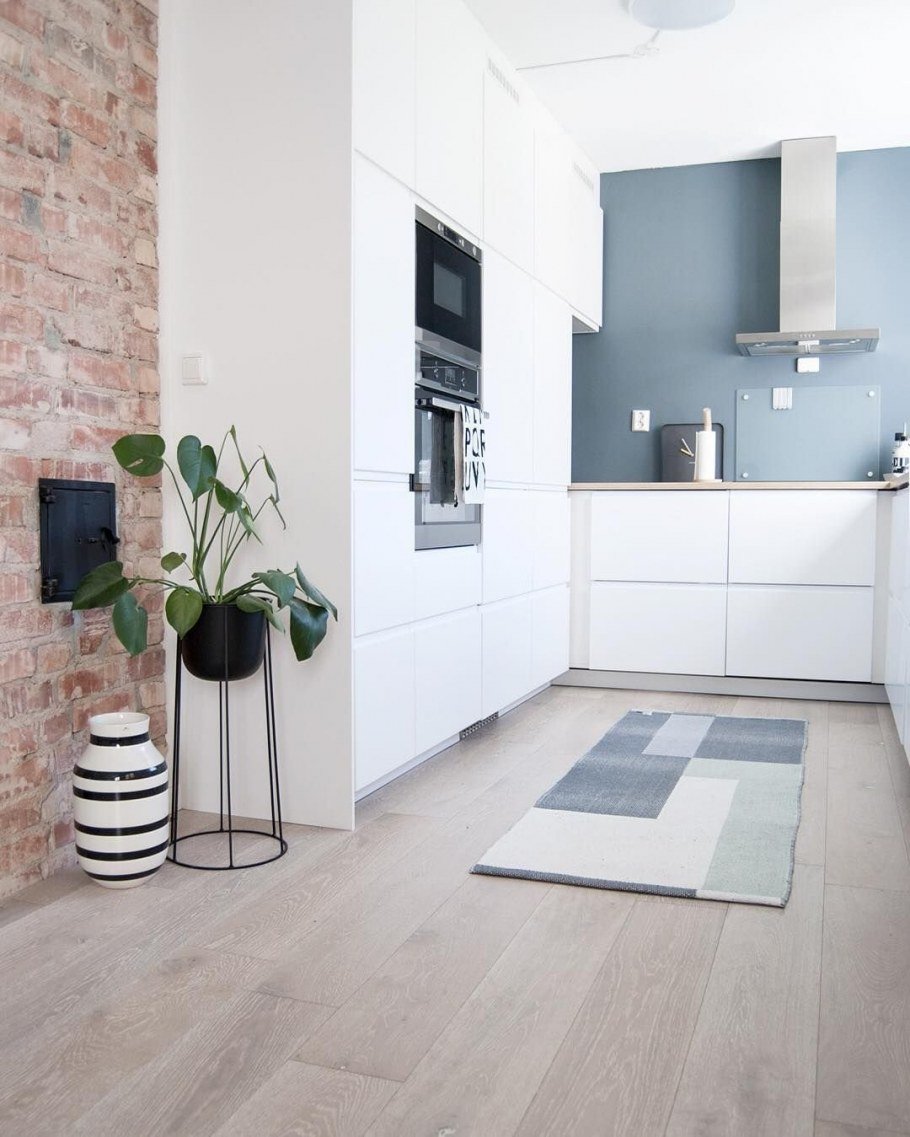 Кафель и ламинат на кухне сочетание