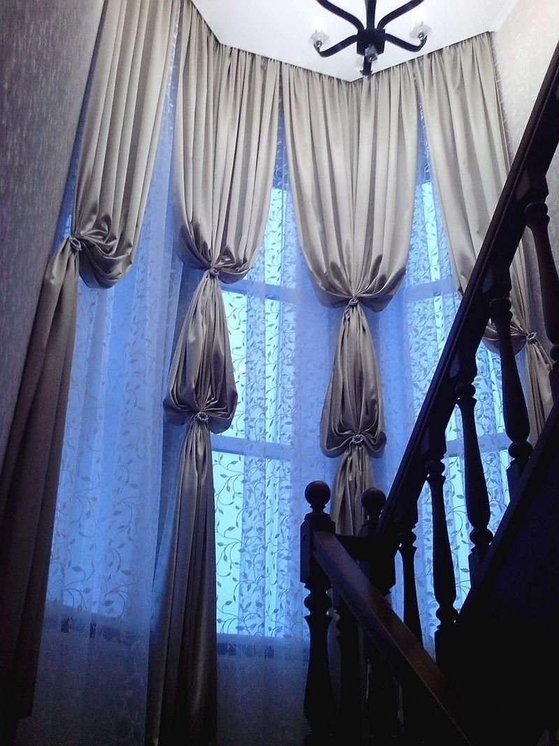 Шторы на лестничное окно