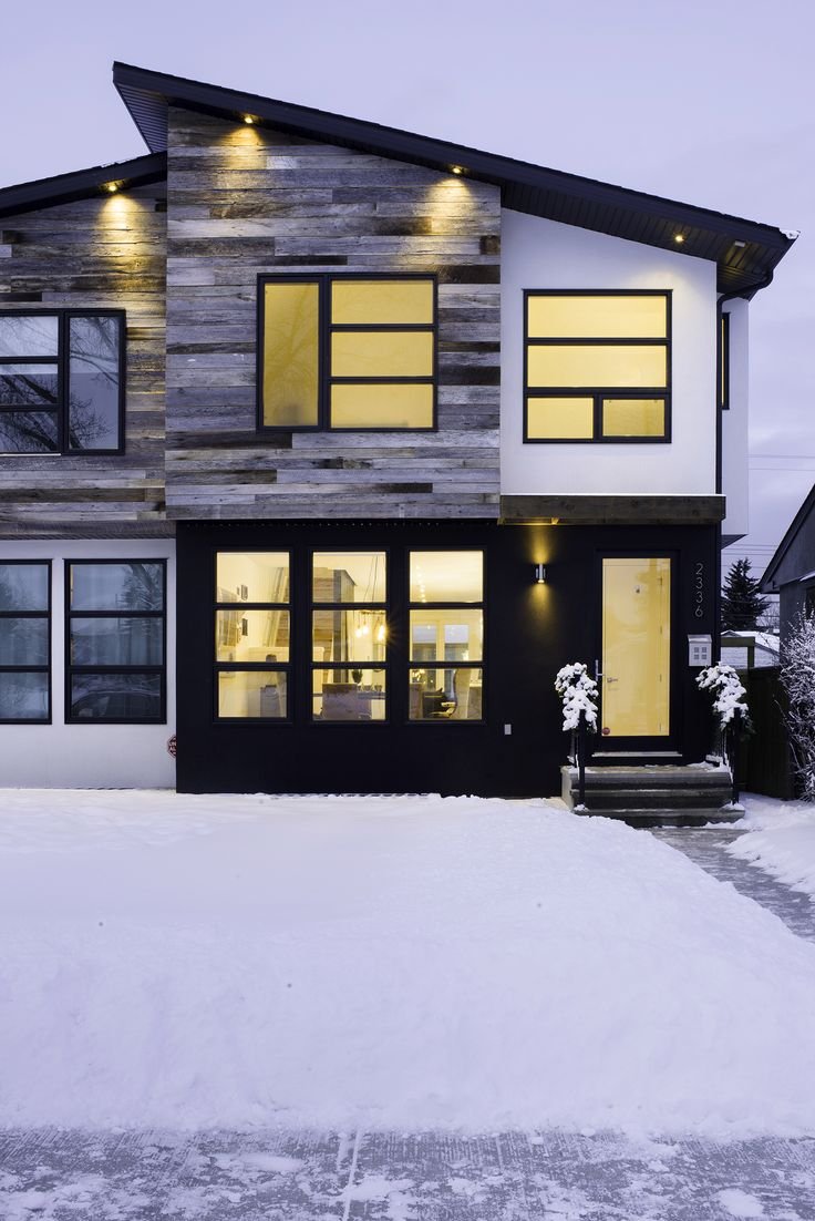 Дизайн дома с черными окнами