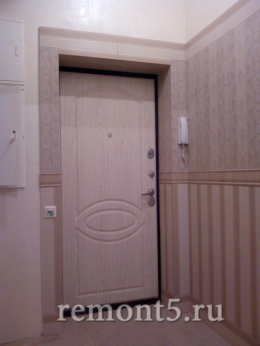 Дверные откосы на входную дверь из плитки