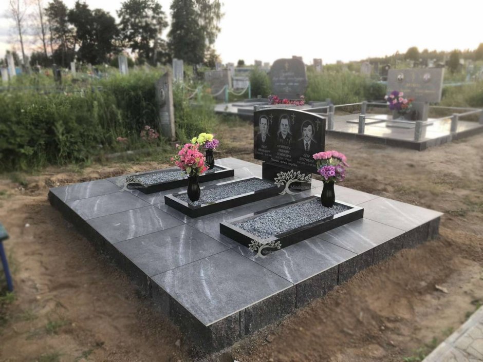 Благоустройство могил керамогранитной плиткой