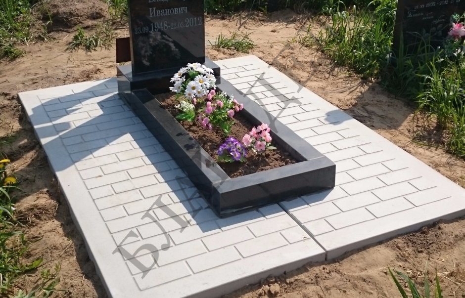 Ритуальная плита м02