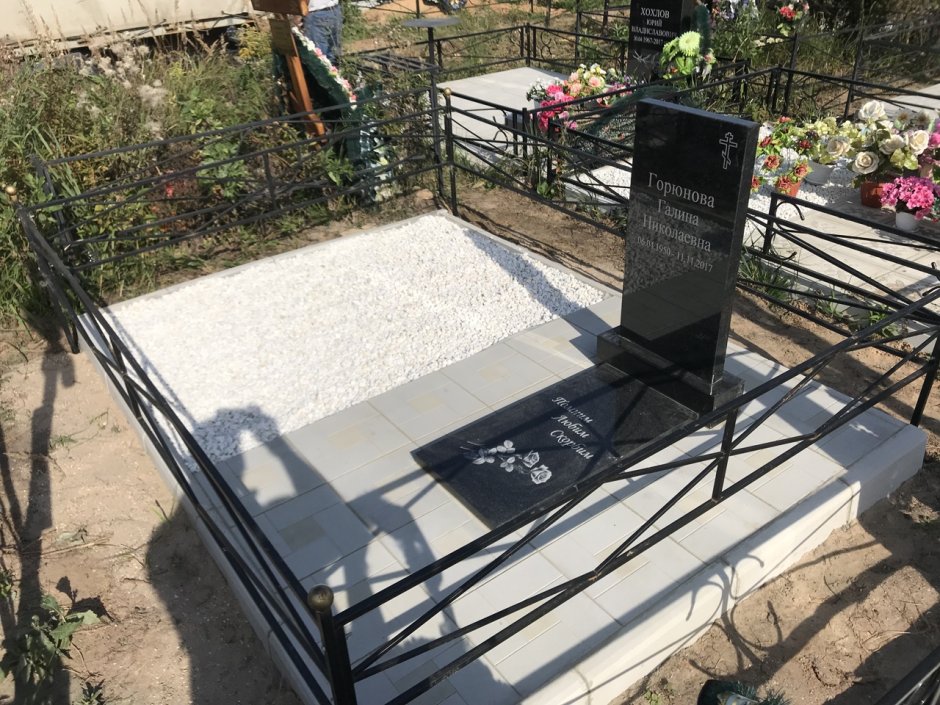 Благоустройство могил тротуарной плиткой