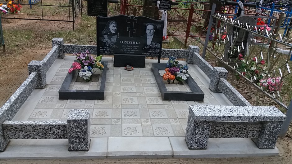 Плитка ГРЭС на кладбище