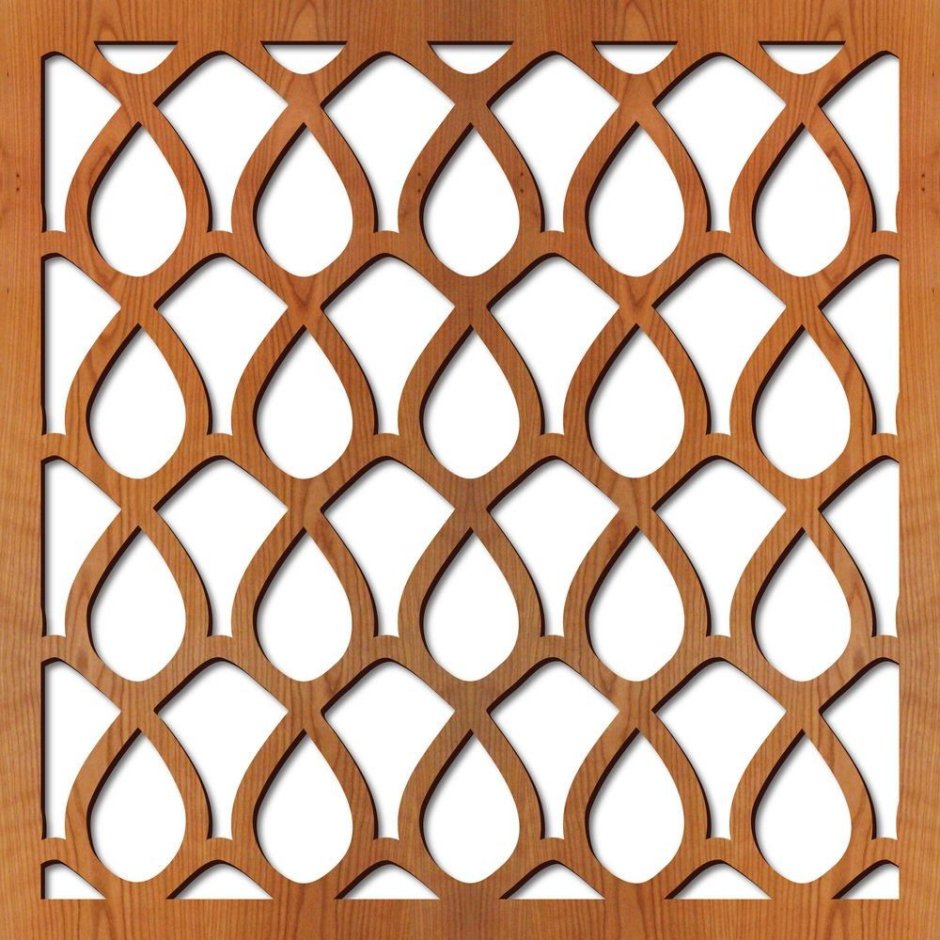 Деревянные узоры на решетке