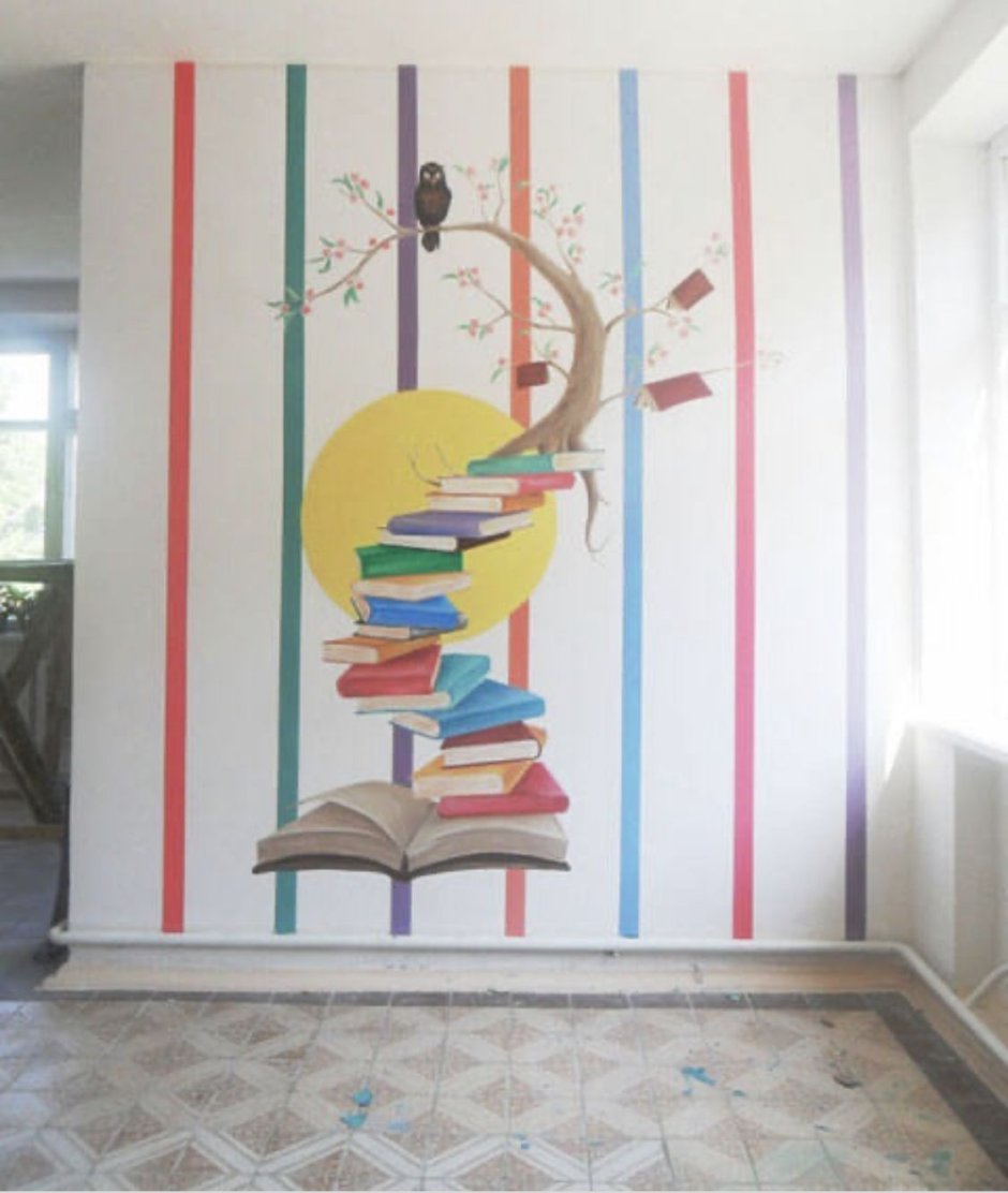 Роспись стен в школе