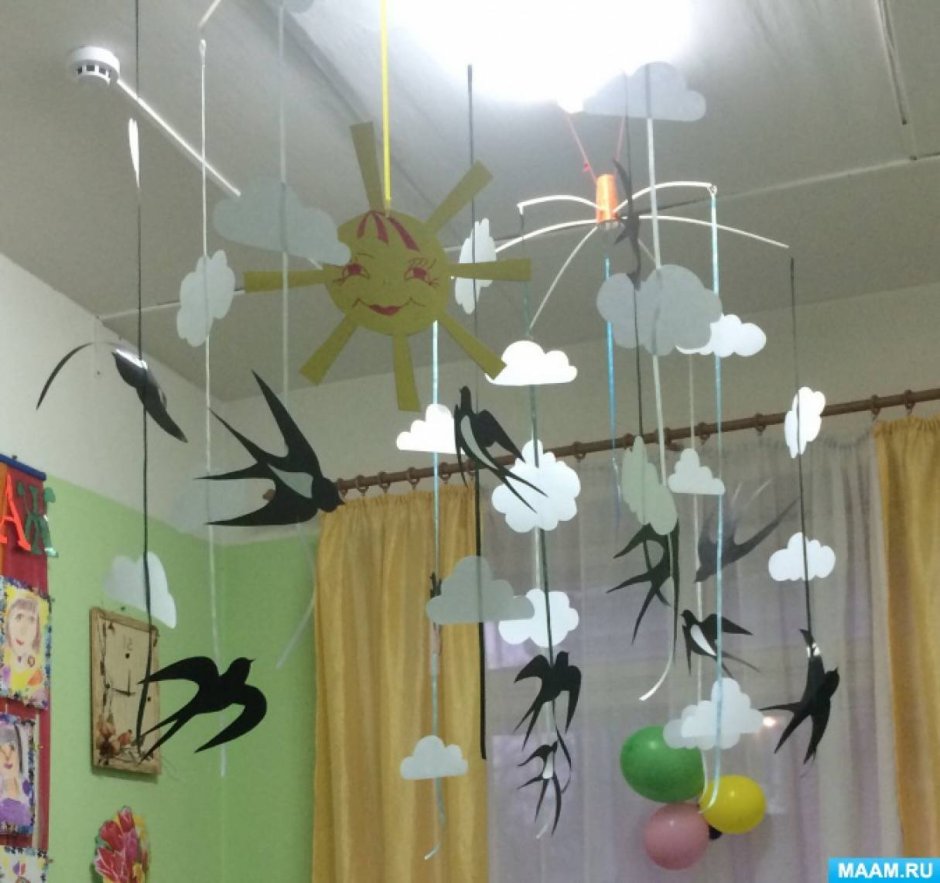 Украшение Весна в детском саду