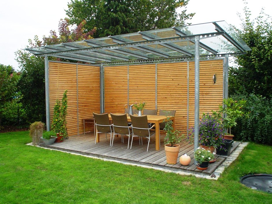 Беседка с односкатной крышей из поликарбоната