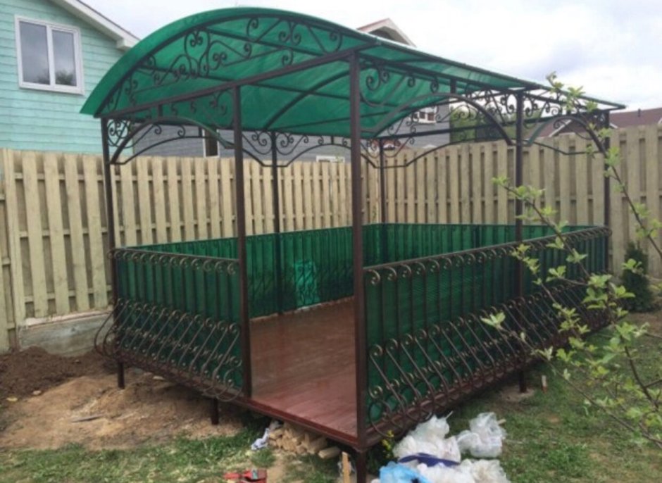 Металлические беседки из профнастила