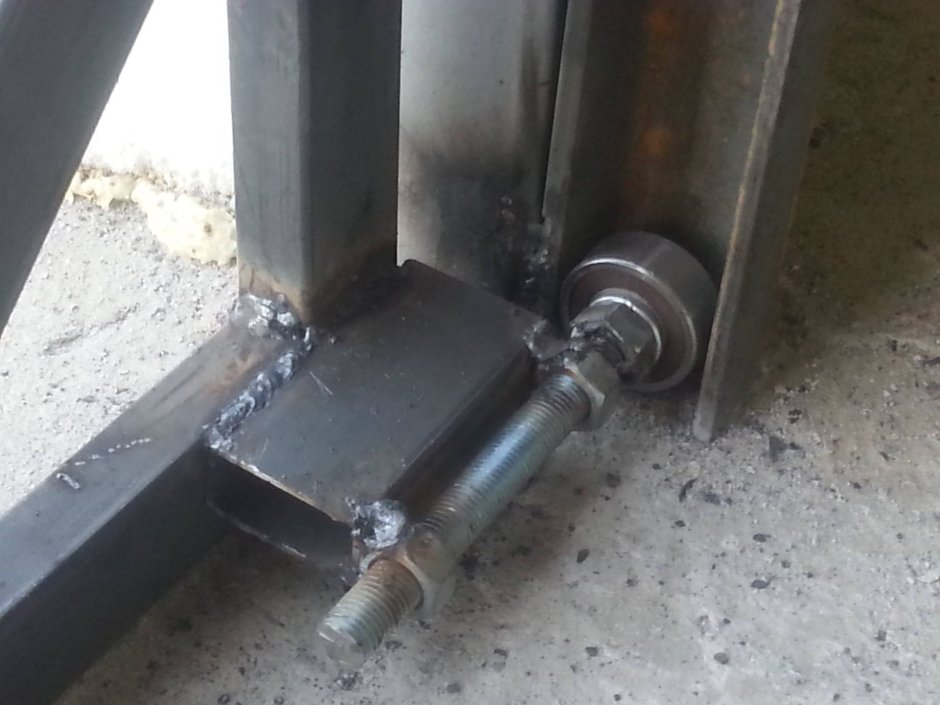 Противовес для гаражных ворот