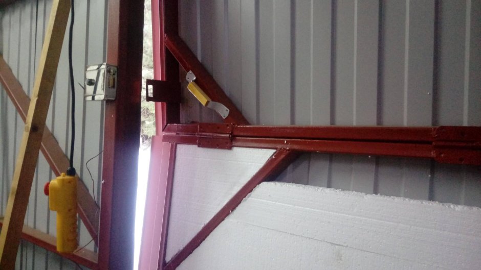 Подъемные откатные механизмы ворота