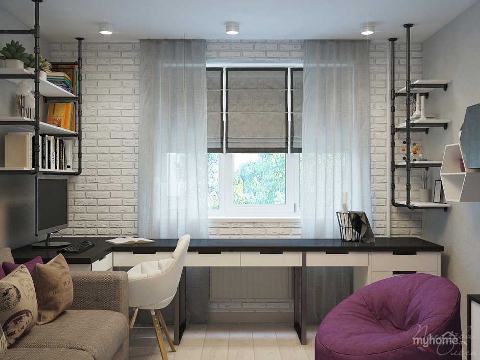 Стол у окна