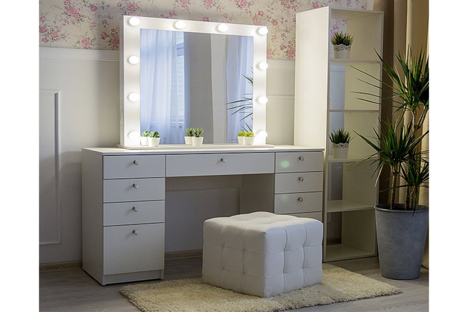 Гримерный столик 80 см молочный