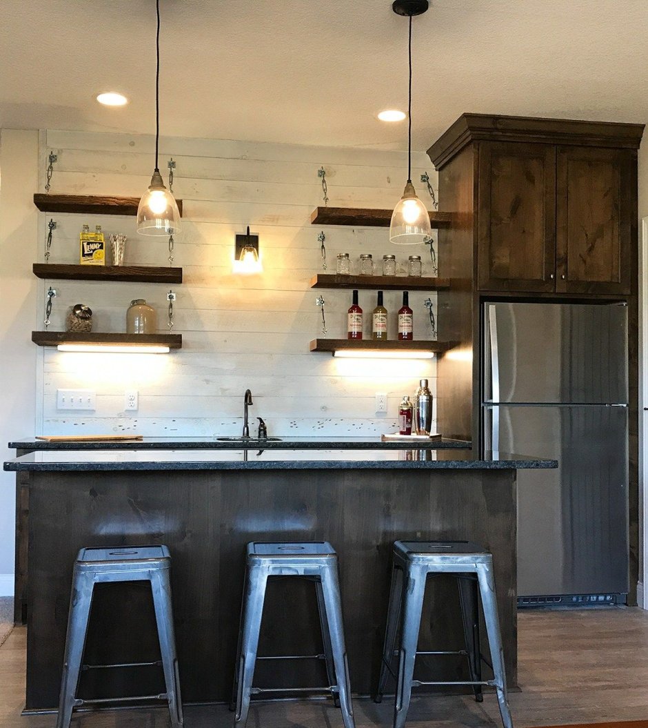 Полки над барной стойкой