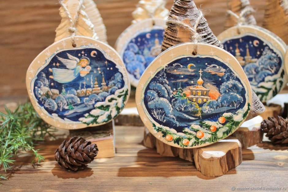 Новогоднее панно на спиле дерева