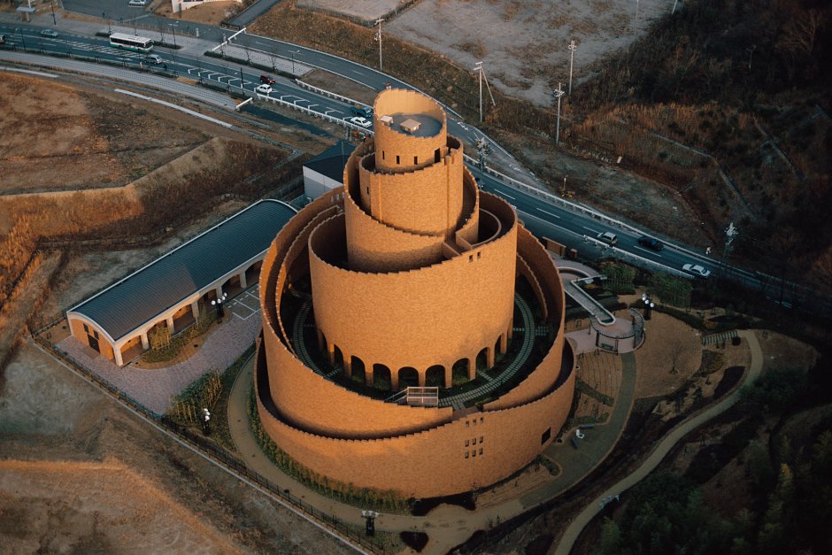 Круглый замок архитектура