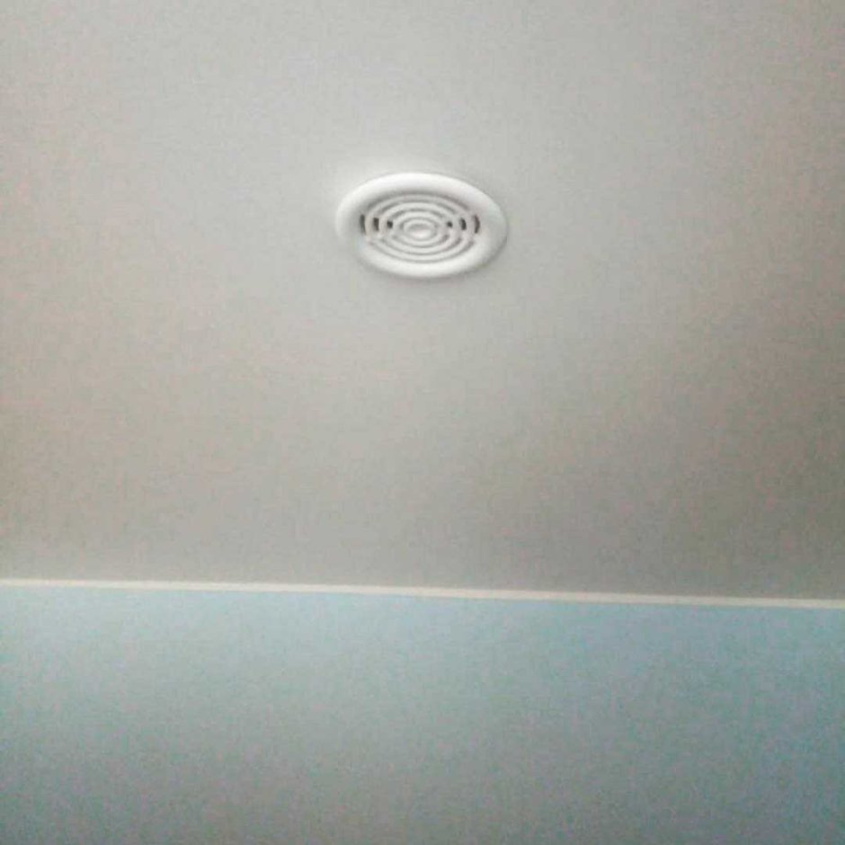 Заплатка на натяжной потолок