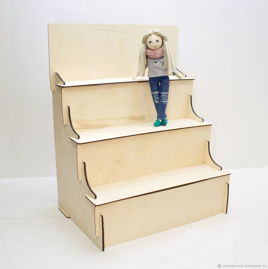 Витрина из фанеры