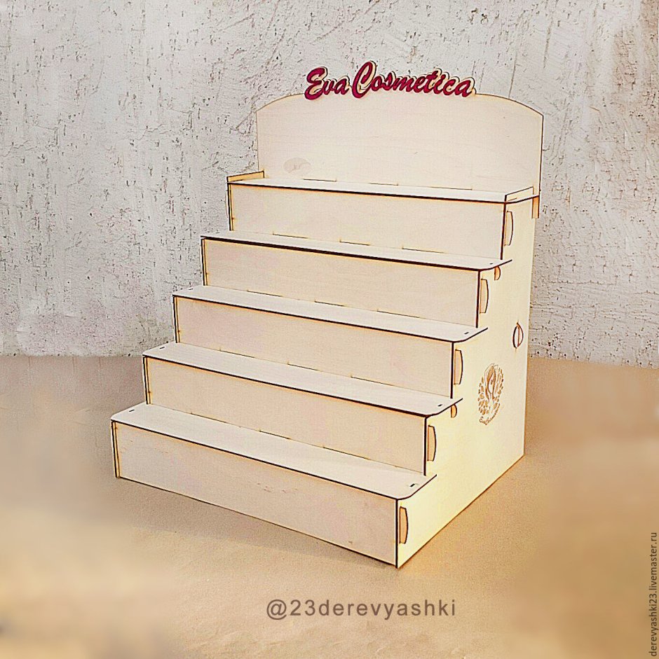 Полка витрина из фанеры