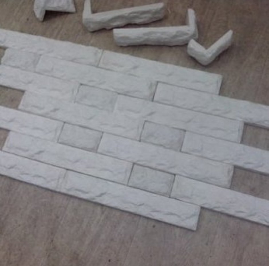 Кирпичики из потолочной плитки