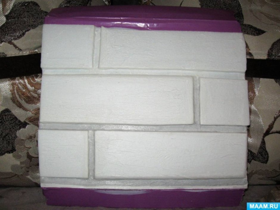 Идея кирпичиков из потолочной плитки