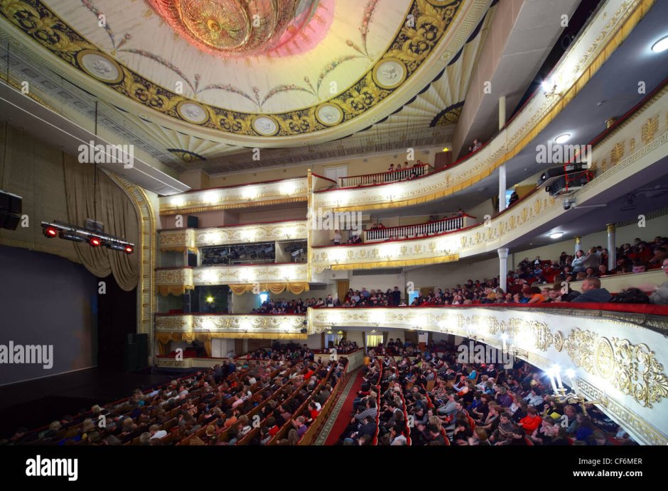 Московский театр оперетты зал