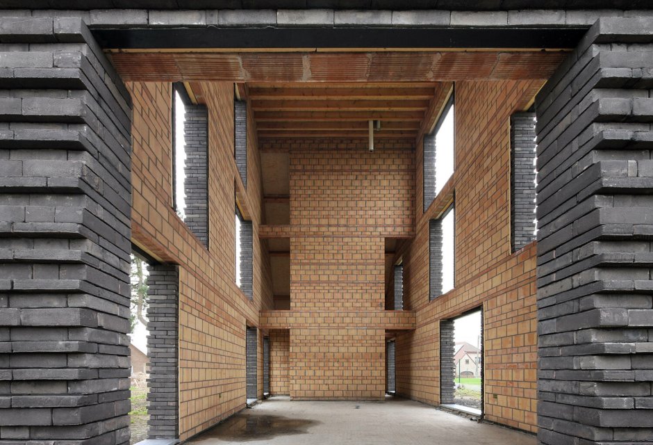 Фасад кирпич и дерево