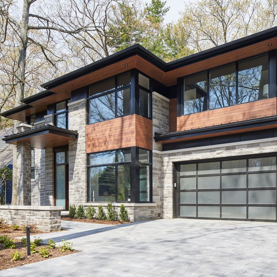 Монолитный дом с панорамными окнами