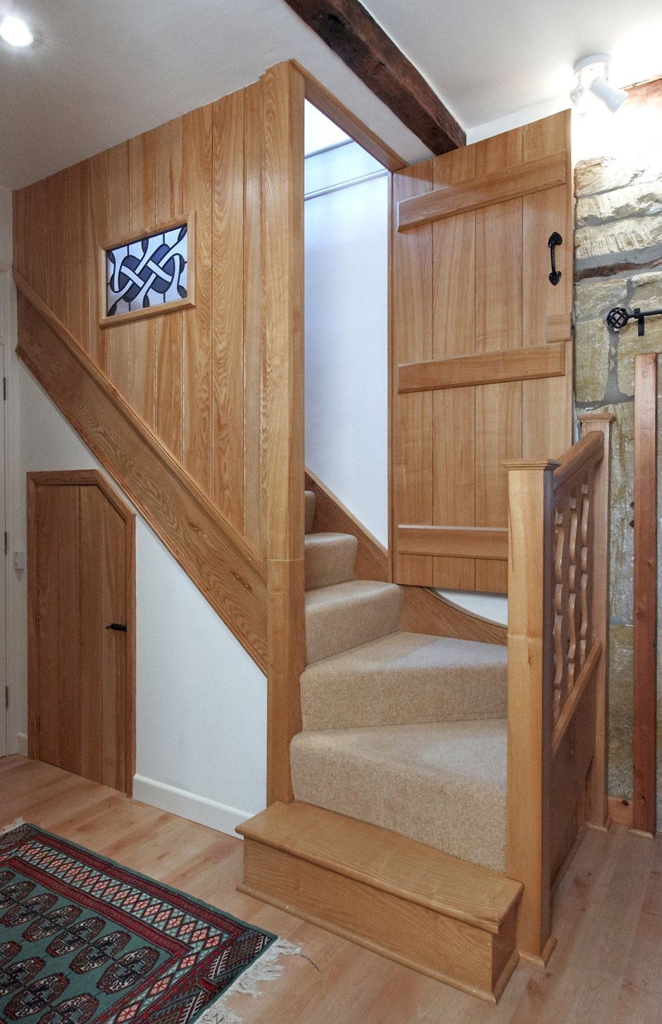 Дверь на мансарду