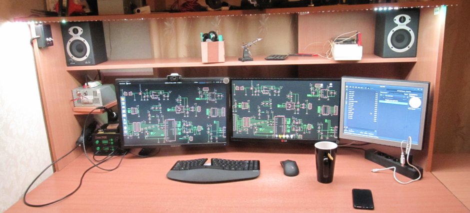 Рабочее место радиолюбителя