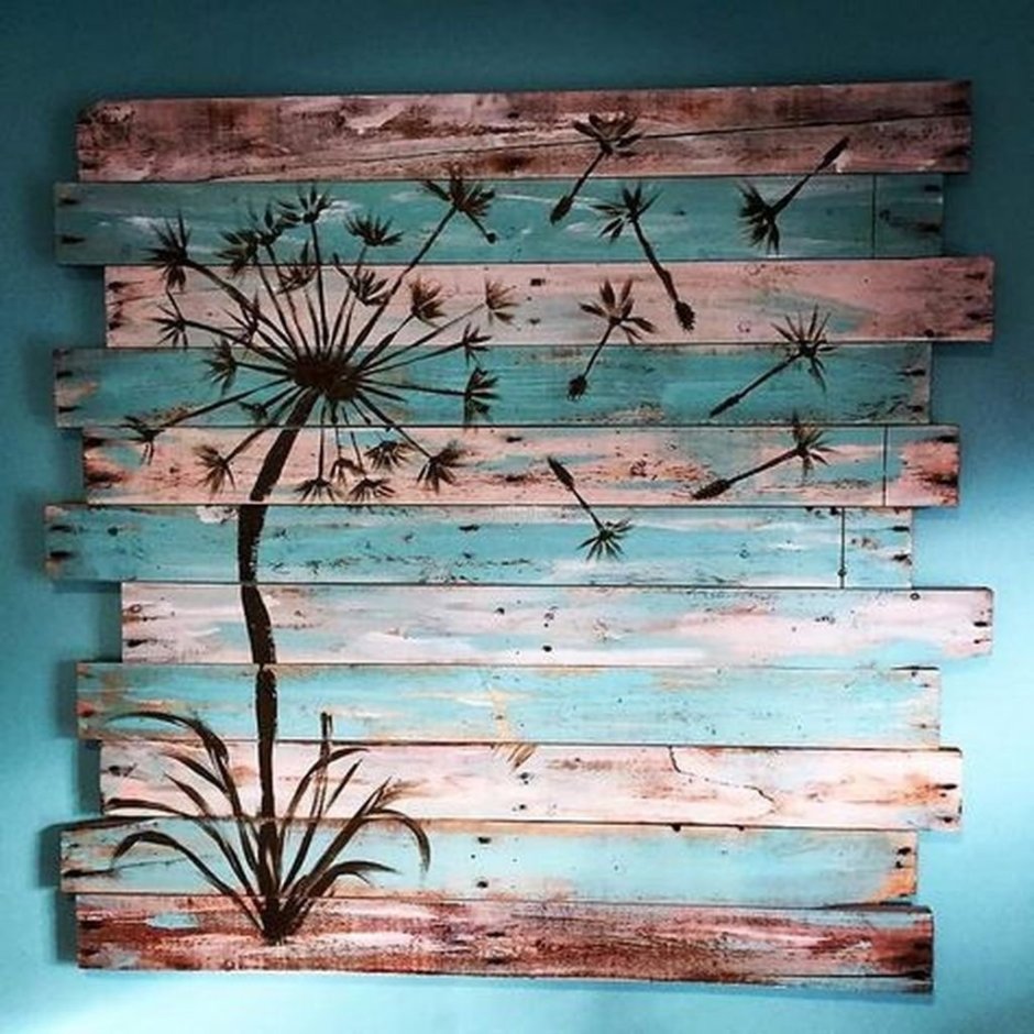 Деревянный декор на стену