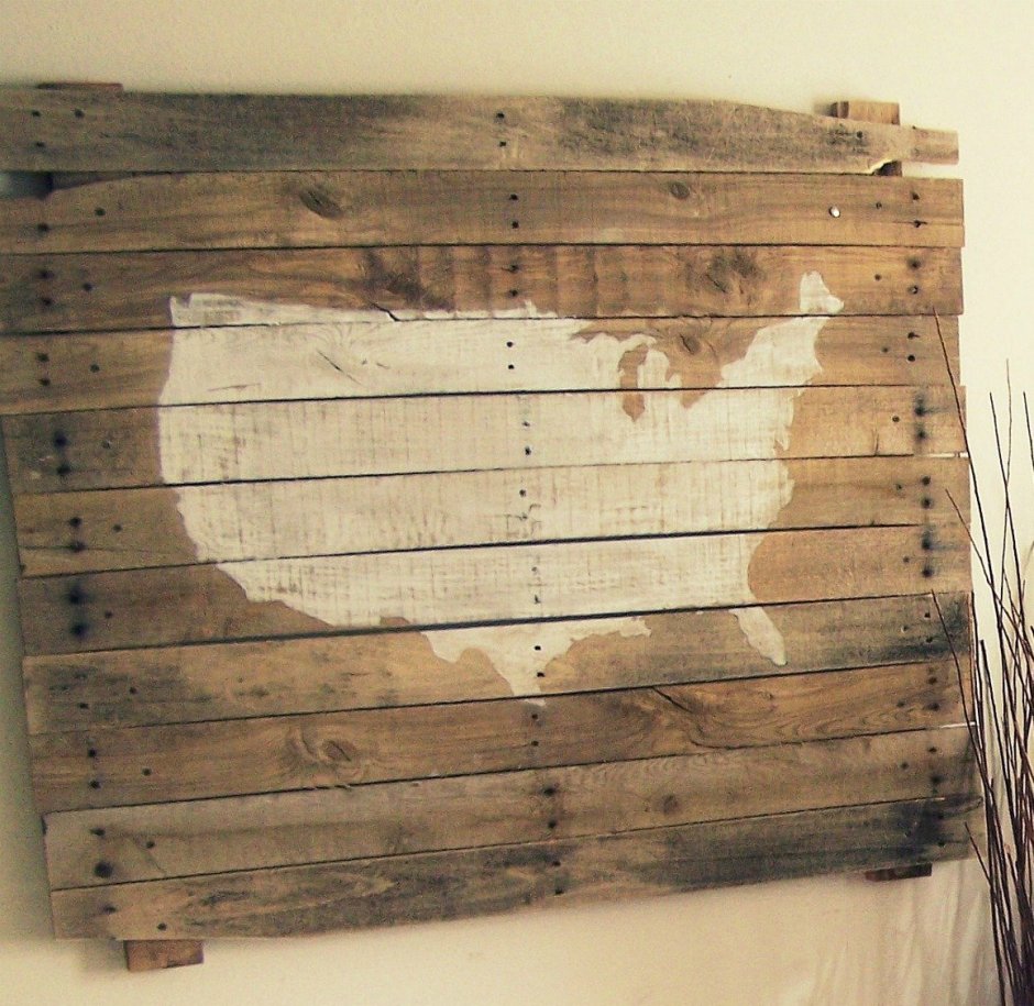 Доски от поддонов на стену