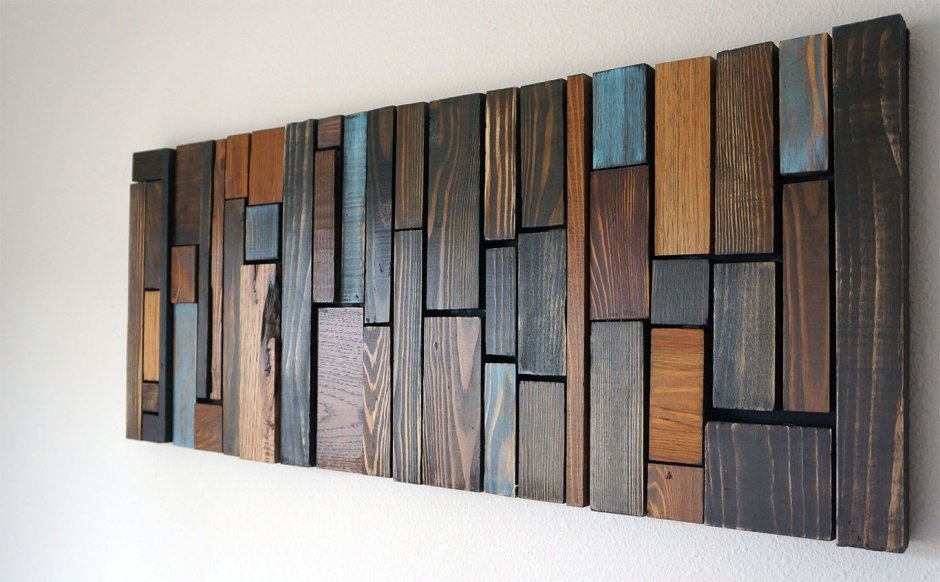 Панно из обрезков досок