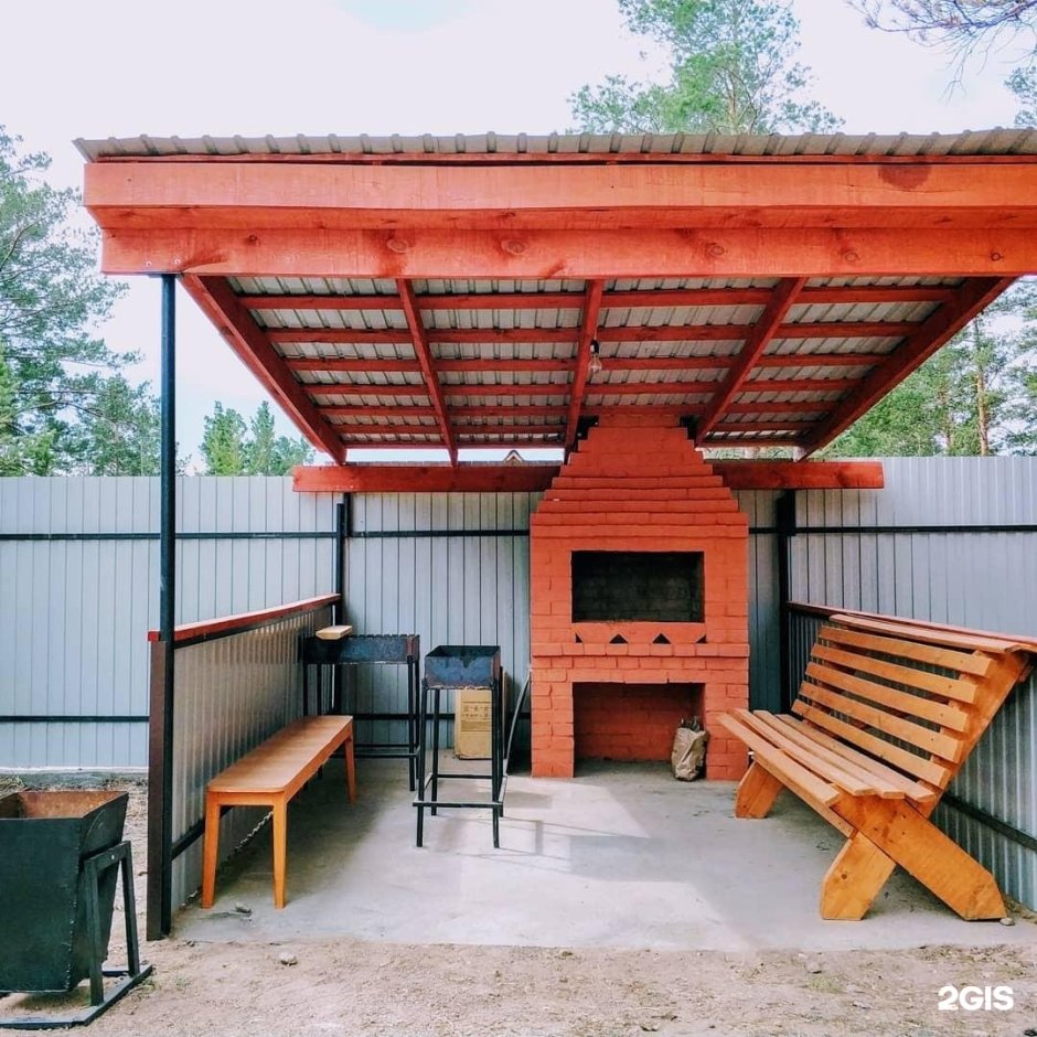 Беседка с мангальной