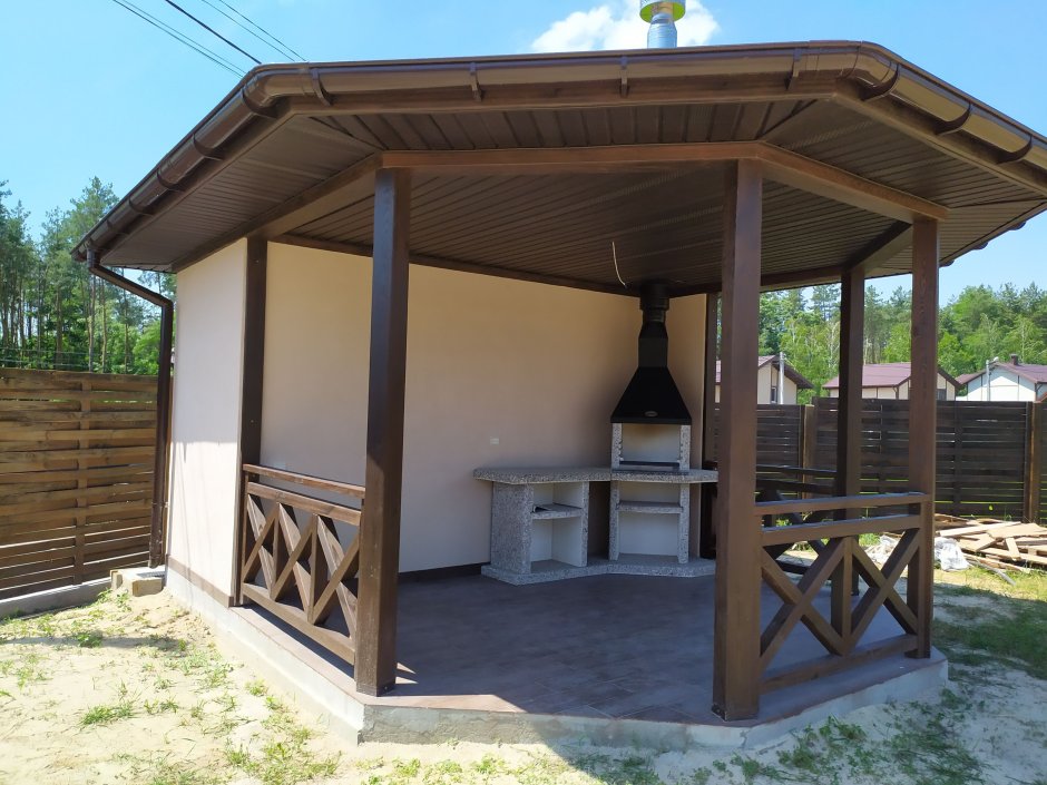 Беседка для дачи с мангалом